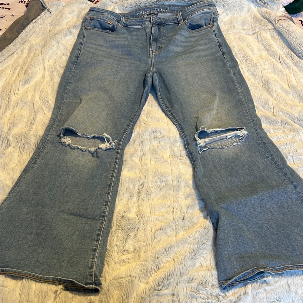 American Eagle Flared Light Blue Distressed Women Jeans
